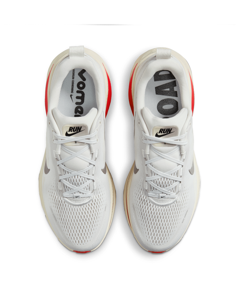 Nike Vomero 18 (Platinum Tint/MTLC Pewter-Siren Red)