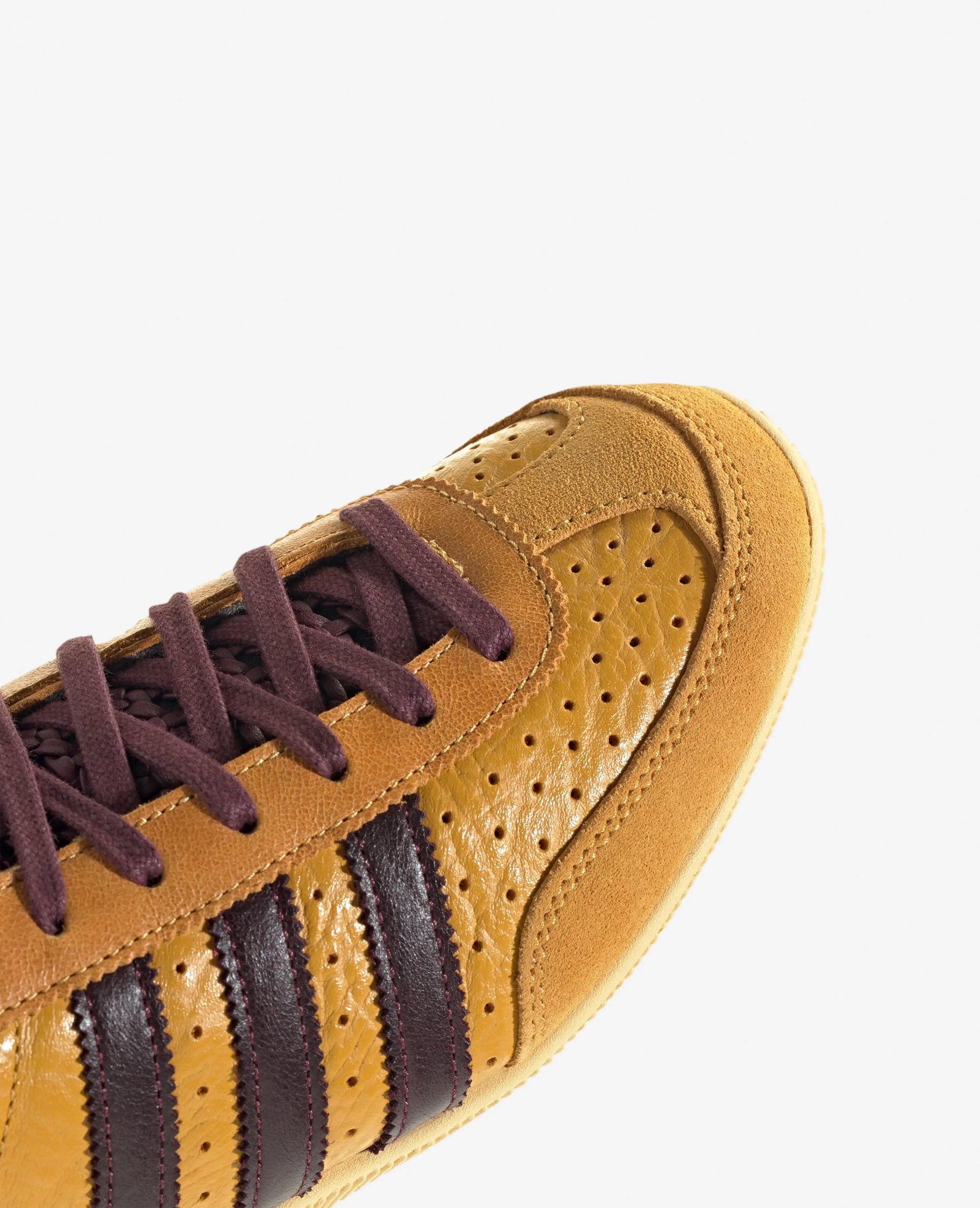 adidas Japan Women (Preloved Yellow/Maroon/Gold Metallic) Adidas