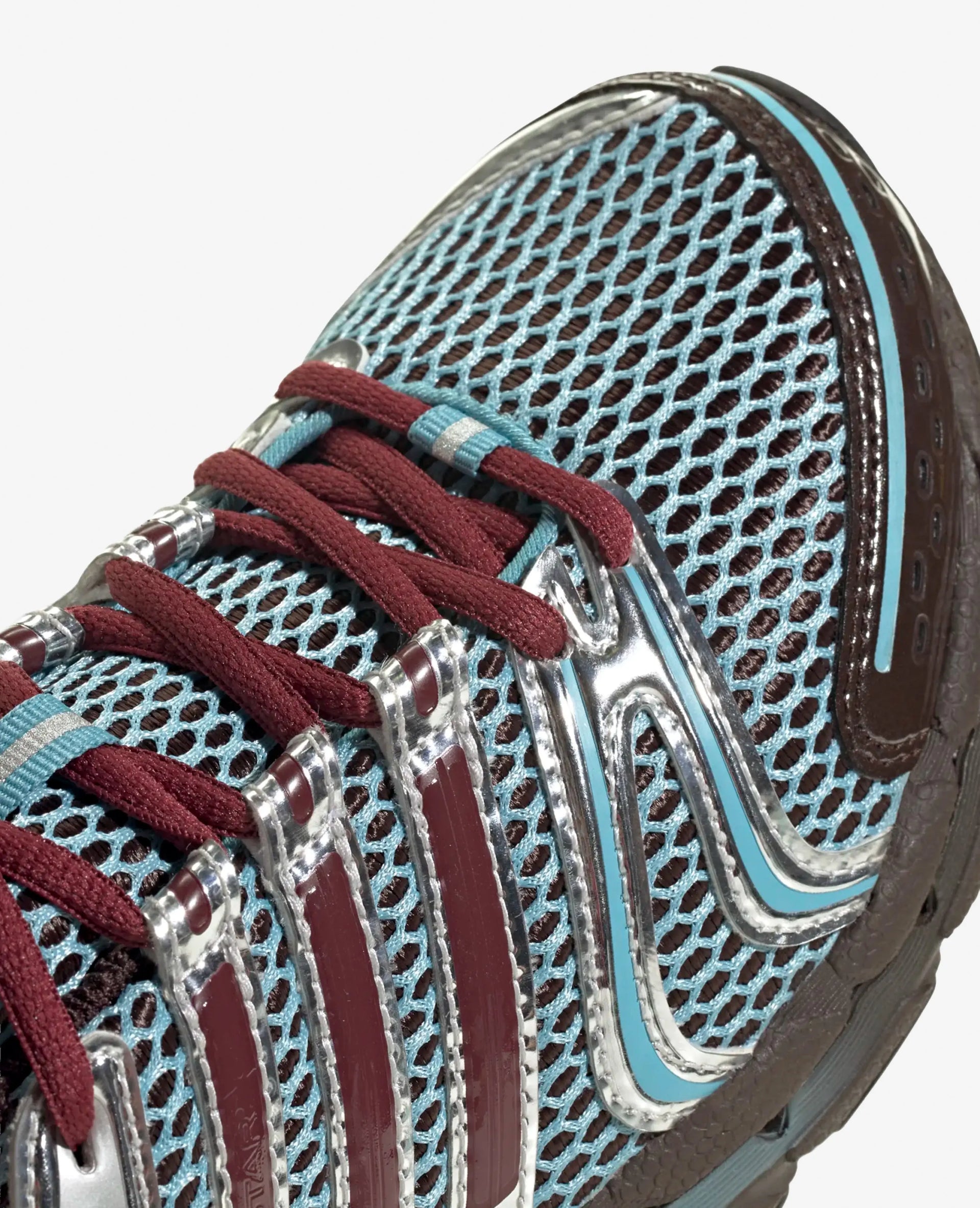 adidas Adistar Control 5 Women (Preloved Blue/Dark Brown/Green Five) Adidas